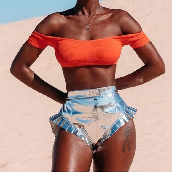 Silver Festival Ruffle Shorts - Picture 1 of 1